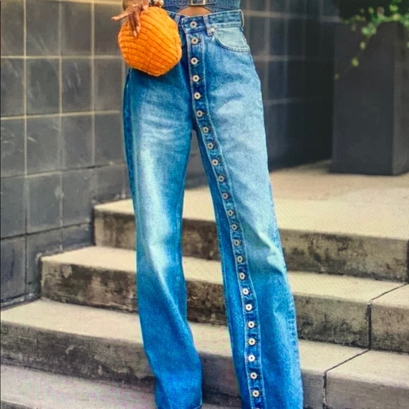 Stylish Blue Button-Up Women Jeans